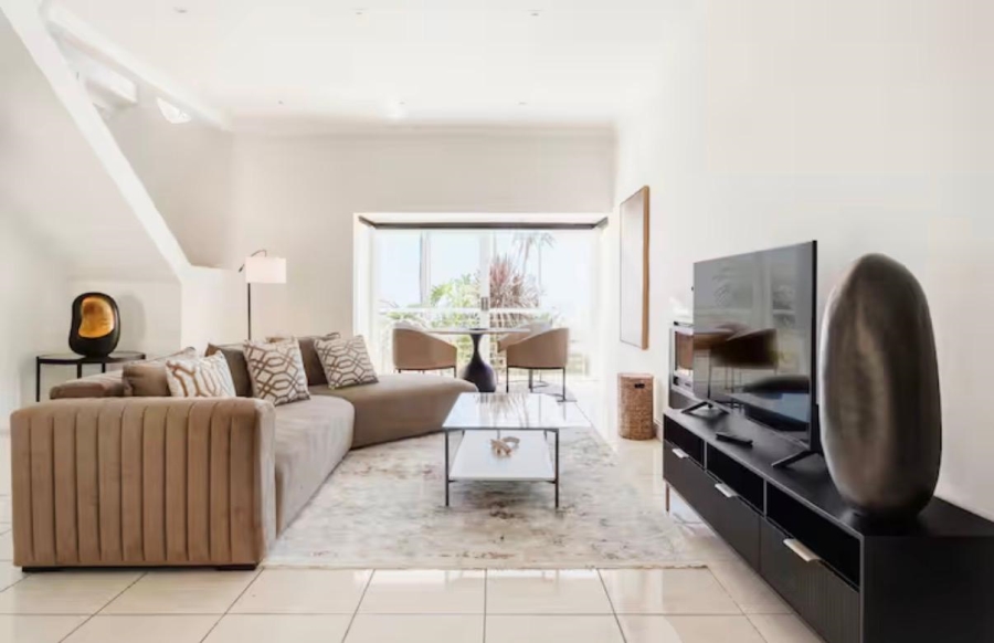 To Let 2 Bedroom Property for Rent in Green Point Western Cape